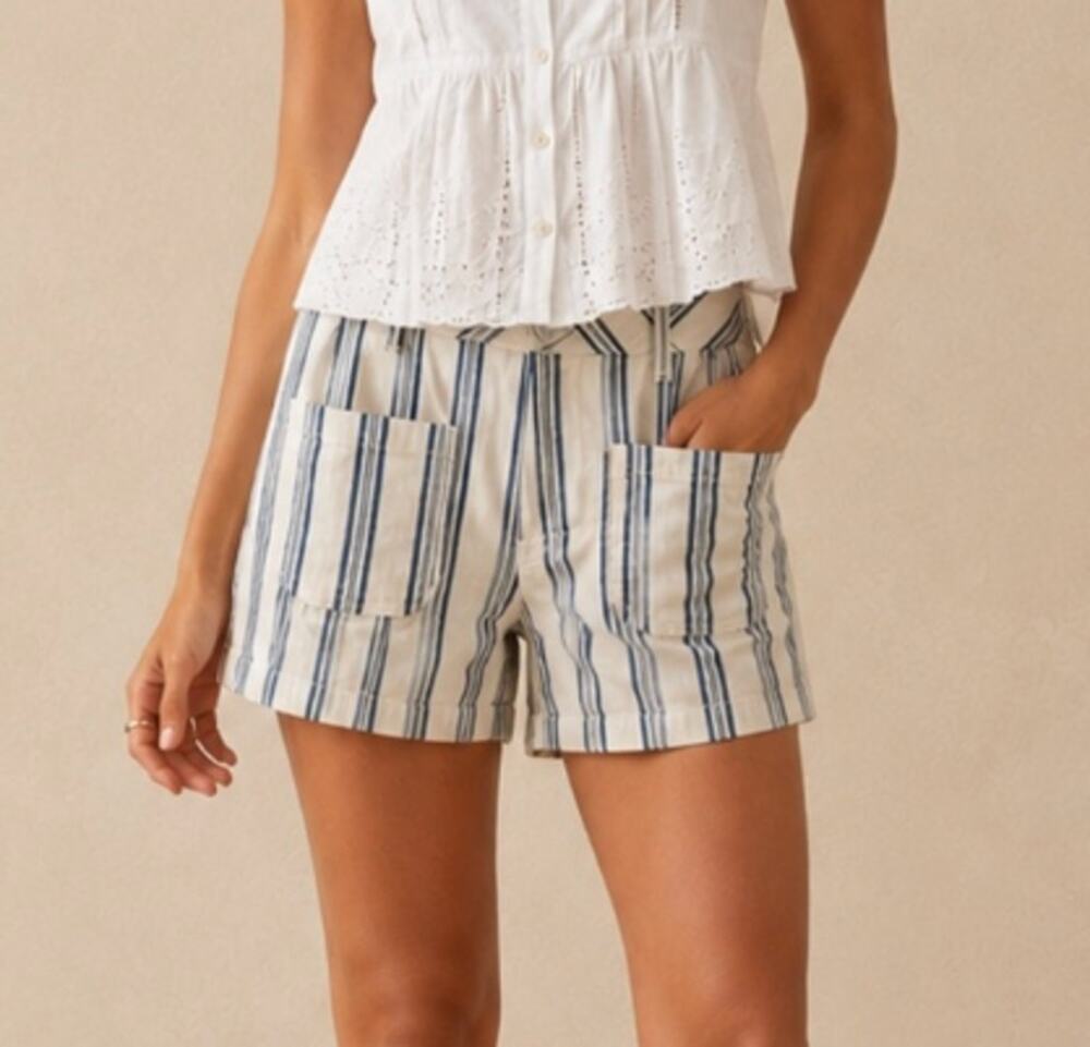 Universal Thread High Rise Striped Patch Pocket Sailor Shorts White Blue 2